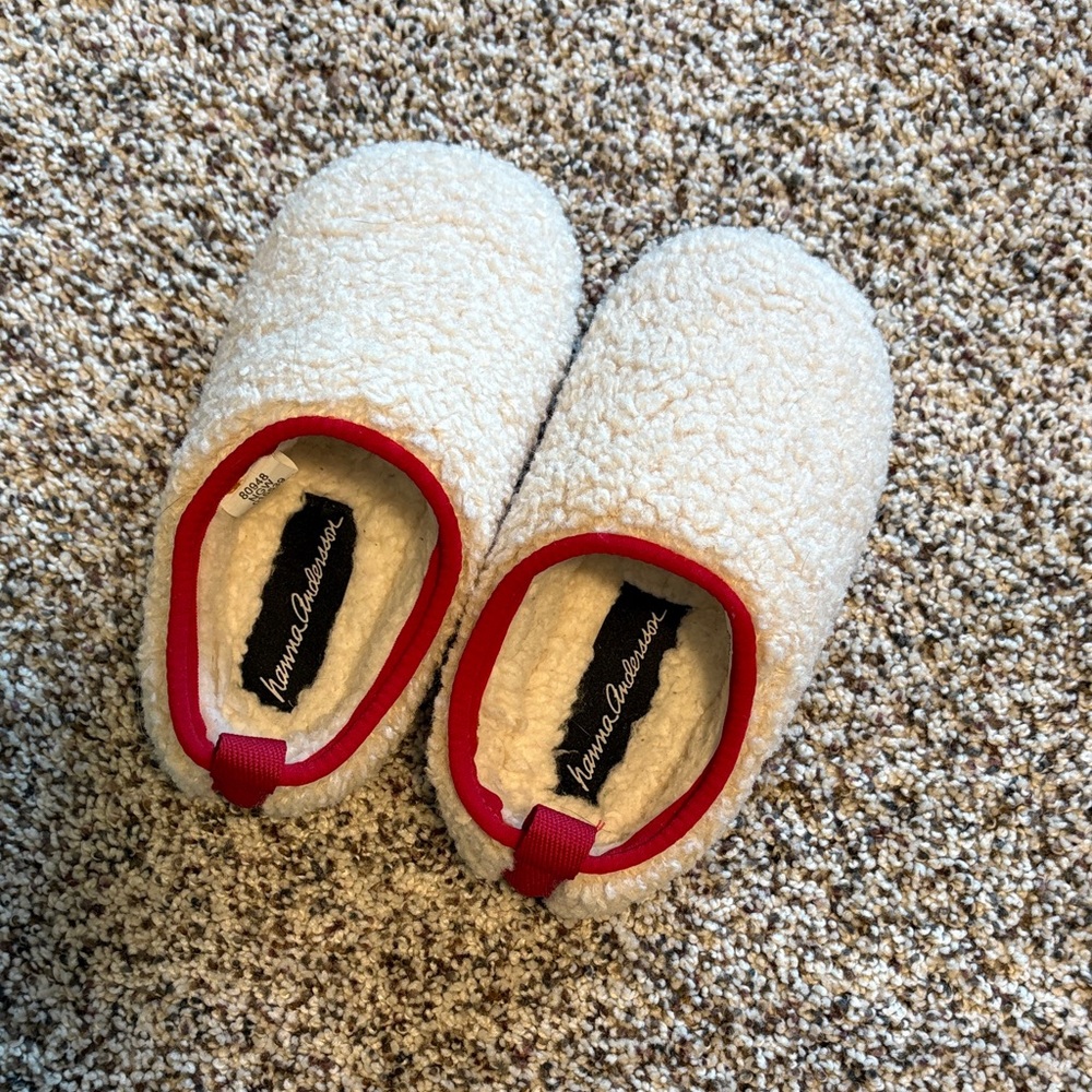 *NEW Kids Hanna Andersson Sherpa Cream Slippers